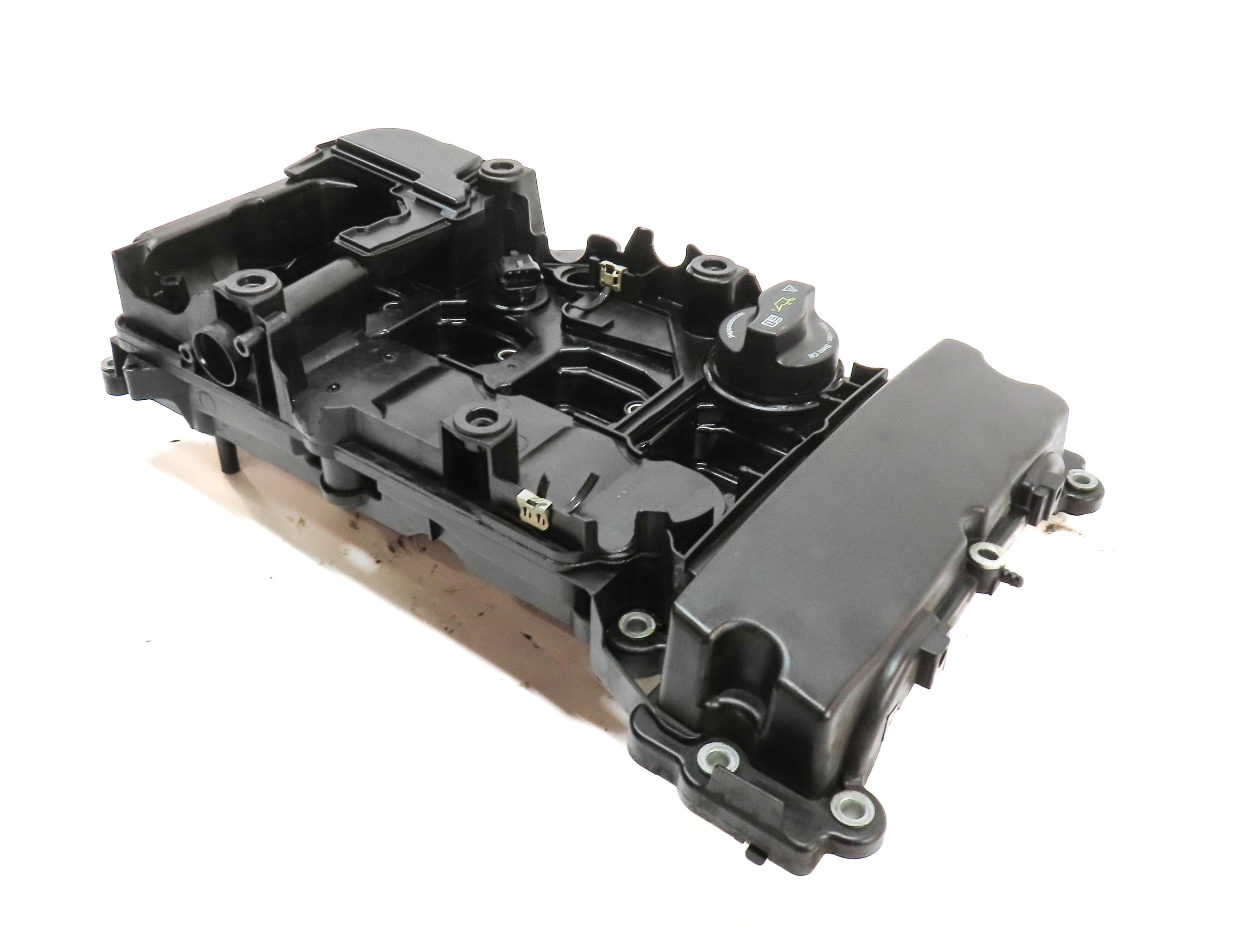 12-15 MERCEDES C250 SLK250 R172 W204 1.8L M271 ENGINE CYLINDER HEAD VALVE COVER — exact item pictured